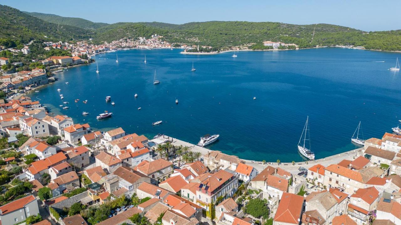 Hotel San Giorgio Vis Bagian luar foto