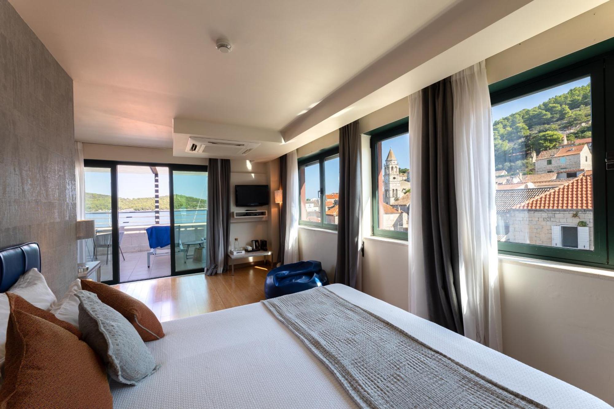 Hotel San Giorgio Vis Bagian luar foto