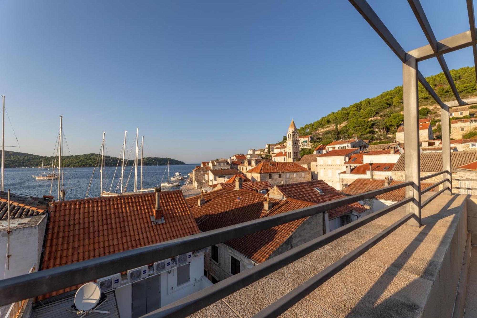 Hotel San Giorgio Vis Bagian luar foto