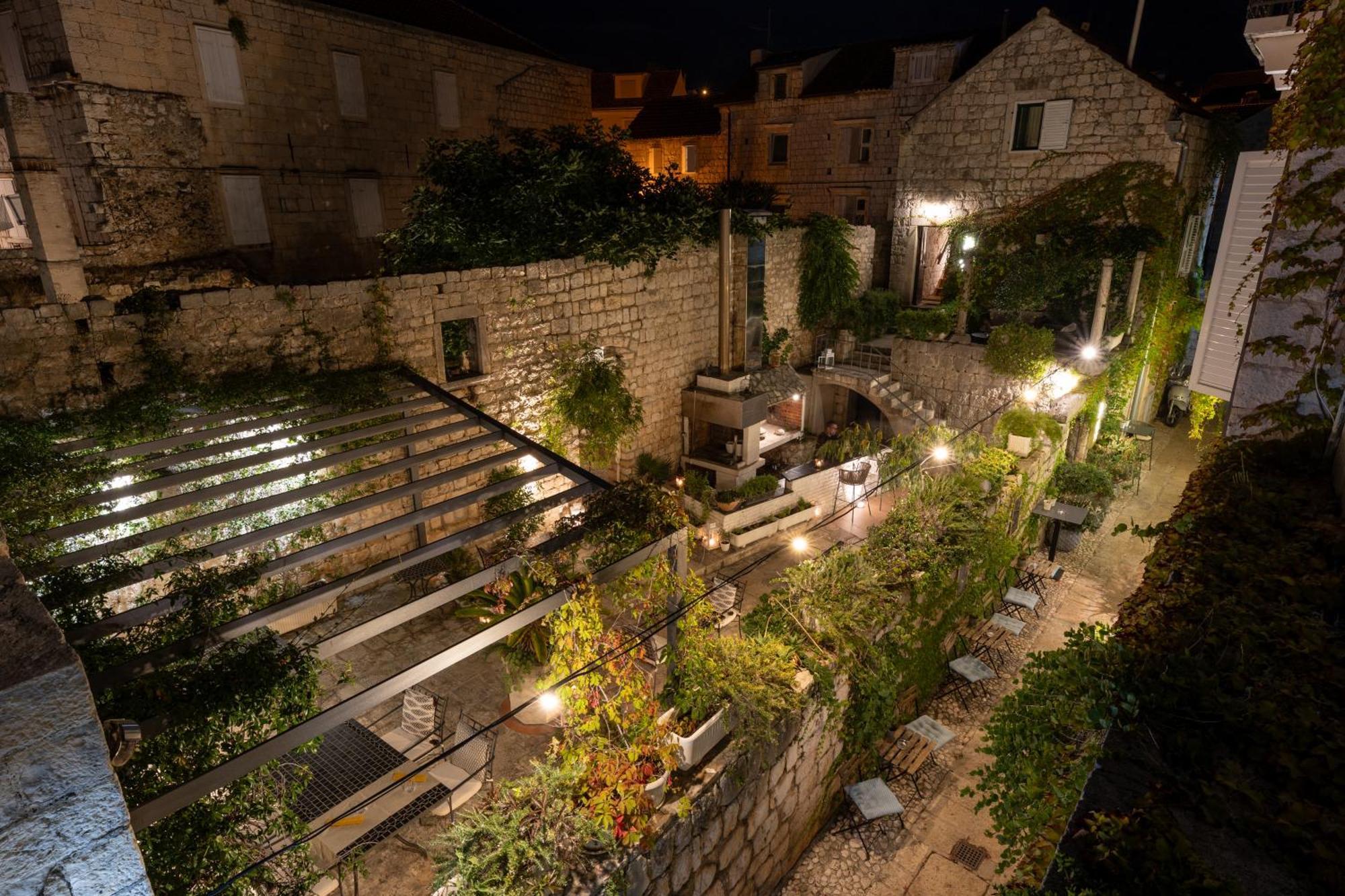 Hotel San Giorgio Vis Bagian luar foto