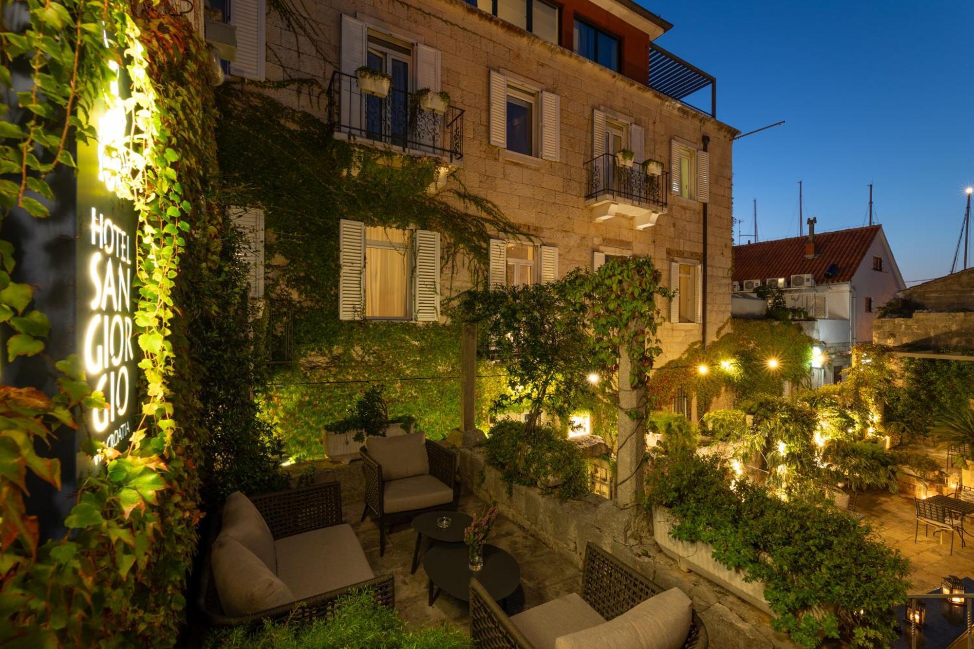Hotel San Giorgio Vis Bagian luar foto