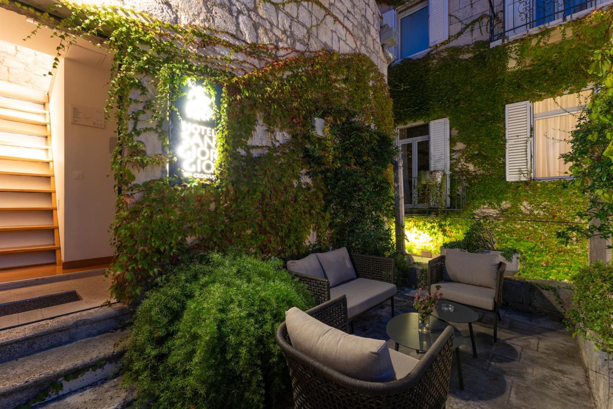 Hotel San Giorgio Vis Bagian luar foto