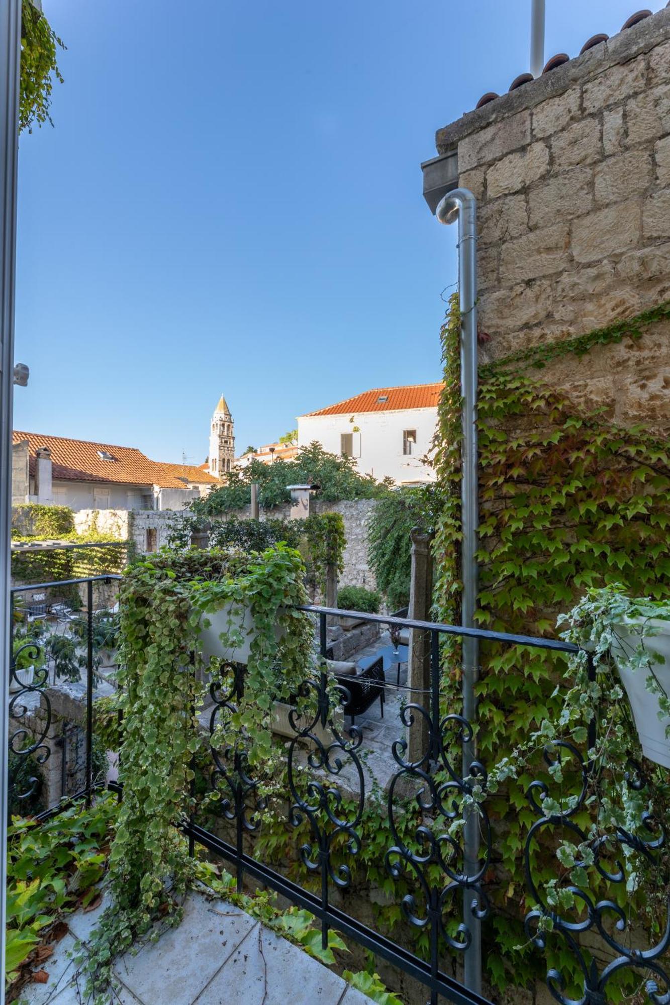 Hotel San Giorgio Vis Bagian luar foto